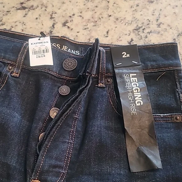 Express Jeans Legging Super High Rise (new) - Picture 3 of 3